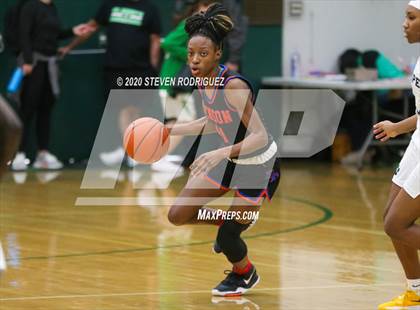 Thumbnail 2 in New Hope Academy vs. Benson Tech (MLK Showcase) photogallery.