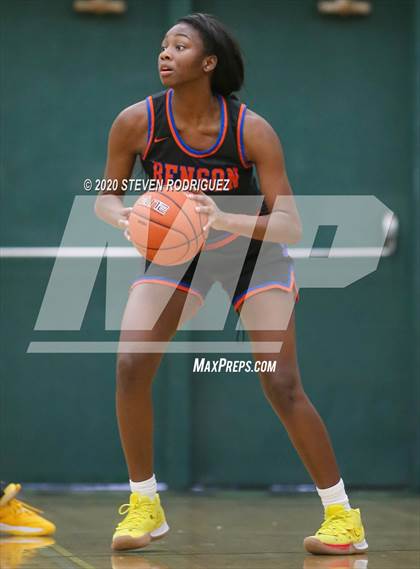 Thumbnail 2 in New Hope Academy vs. Benson Tech (MLK Showcase) photogallery.