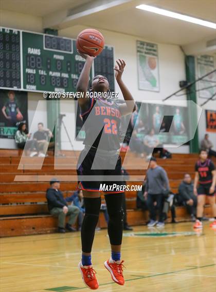 Thumbnail 2 in New Hope Academy vs. Benson Tech (MLK Showcase) photogallery.