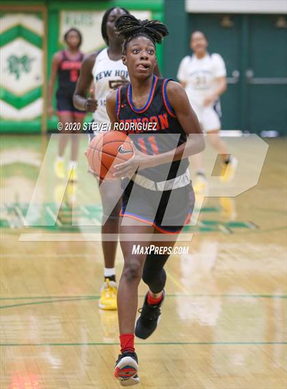 Thumbnail 2 in New Hope Academy vs. Benson Tech (MLK Showcase) photogallery.