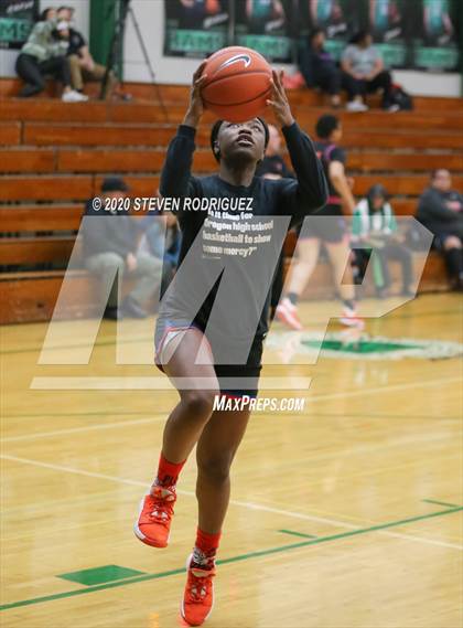 Thumbnail 1 in New Hope Academy vs. Benson Tech (MLK Showcase) photogallery.
