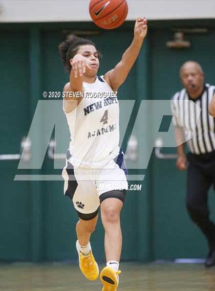 Thumbnail 3 in New Hope Academy vs. Benson Tech (MLK Showcase) photogallery.