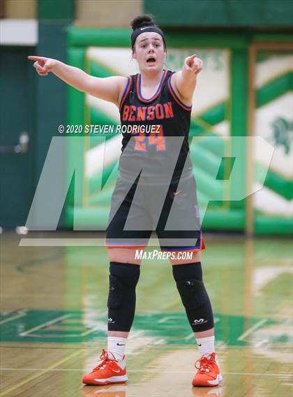 Thumbnail 3 in New Hope Academy vs. Benson Tech (MLK Showcase) photogallery.