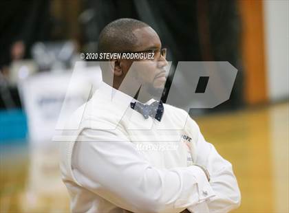 Thumbnail 2 in New Hope Academy vs. Benson Tech (MLK Showcase) photogallery.