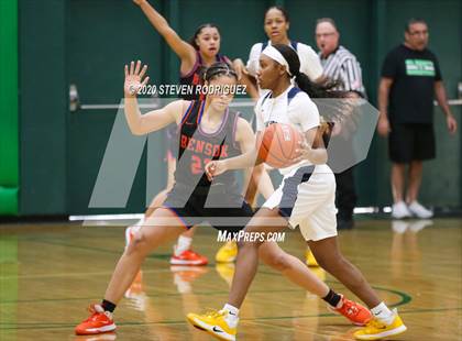 Thumbnail 3 in New Hope Academy vs. Benson Tech (MLK Showcase) photogallery.