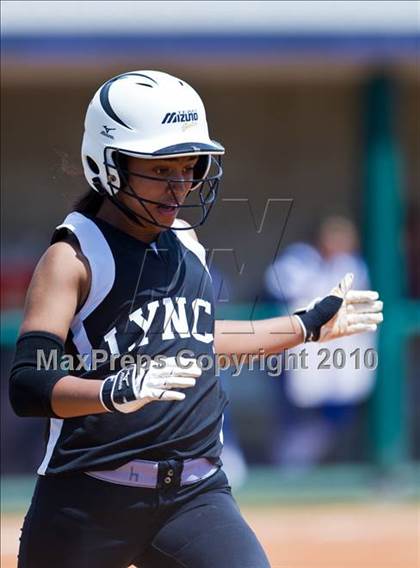 Thumbnail 1 in Bishop Lynch vs Nolan Catholic (TAPPS 5A Final) photogallery.