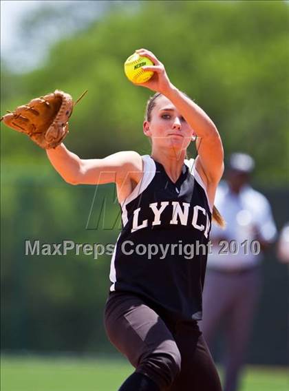 Thumbnail 2 in Bishop Lynch vs Nolan Catholic (TAPPS 5A Final) photogallery.
