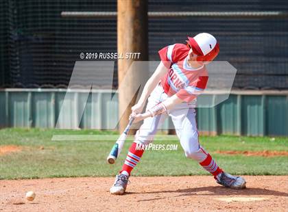 Thumbnail 1 in Guthrie vs Chisholm photogallery.