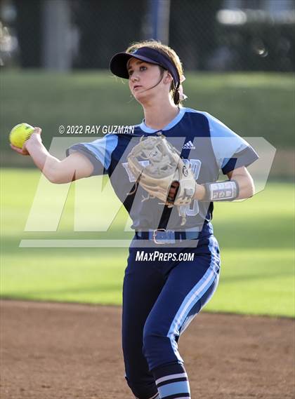 Thumbnail 3 in Bullard vs. Hanford (CIFCS Division 2 Championship) photogallery.