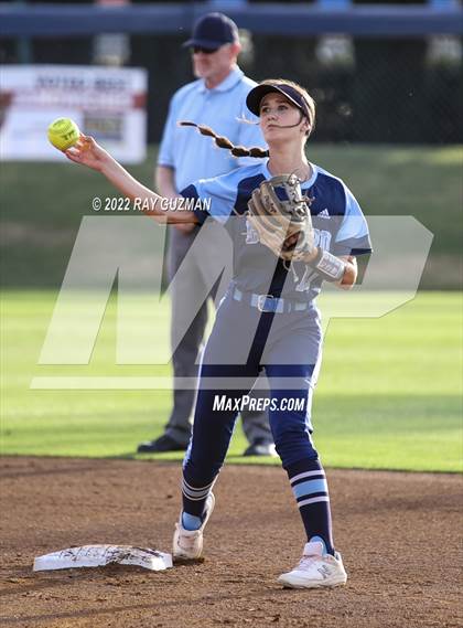 Thumbnail 2 in Bullard vs. Hanford (CIFCS Division 2 Championship) photogallery.
