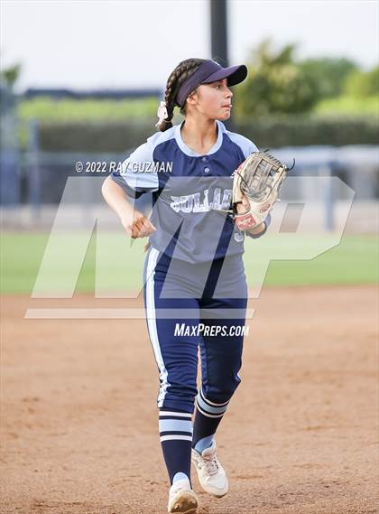 Thumbnail 3 in Bullard vs. Hanford (CIFCS Division 2 Championship) photogallery.