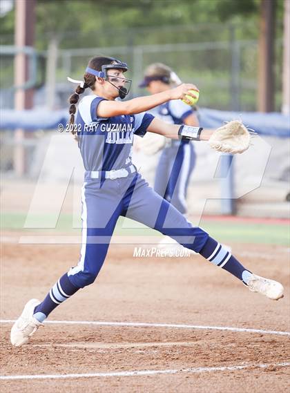 Thumbnail 3 in Bullard vs. Hanford (CIFCS Division 2 Championship) photogallery.