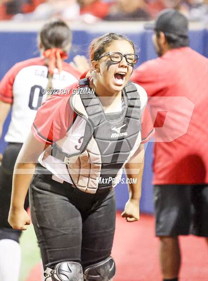 Thumbnail 2 in Bullard vs. Hanford (CIFCS Division 2 Championship) photogallery.