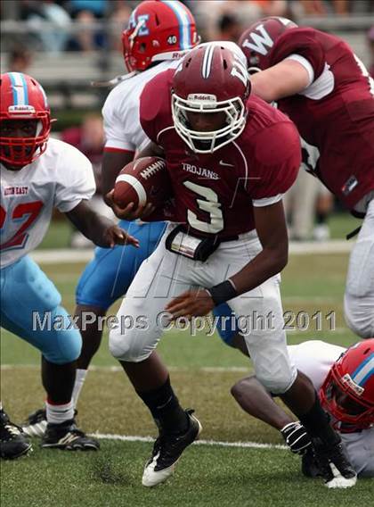 Thumbnail 2 in Austin-East @ Morristown-Hamblen West photogallery.