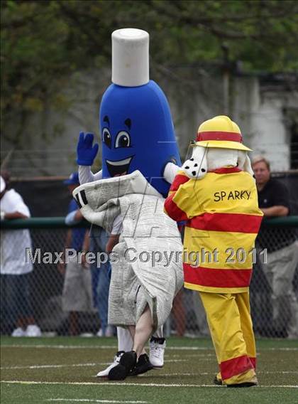 Thumbnail 1 in Austin-East @ Morristown-Hamblen West photogallery.