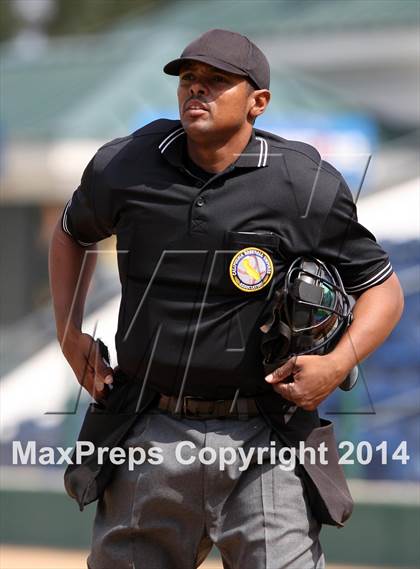Thumbnail 1 in Etiwanda vs. Los Osos photogallery.