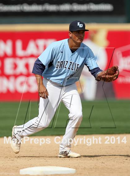 Thumbnail 1 in Etiwanda vs. Los Osos photogallery.