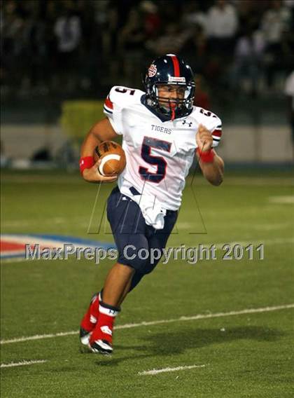 Thumbnail 3 in South Panola @ Memphis University photogallery.