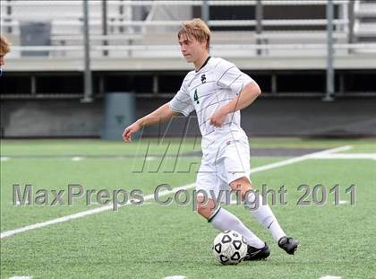 Thumbnail 1 in Bell [L. D.] vs Carroll (Dragon Invitational) photogallery.