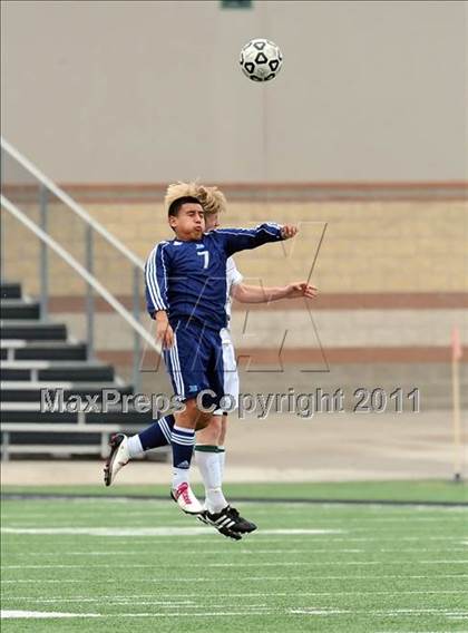 Thumbnail 1 in Bell [L. D.] vs Carroll (Dragon Invitational) photogallery.