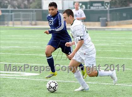 Thumbnail 1 in Bell [L. D.] vs Carroll (Dragon Invitational) photogallery.
