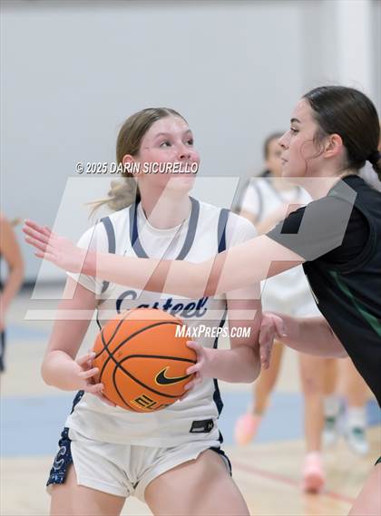 Thumbnail 2 in South vs. Casteel (Nike Tournament of Champions) photogallery.