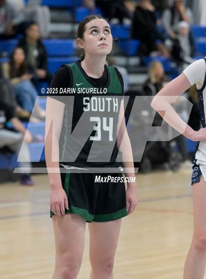 Thumbnail 2 in South vs. Casteel (Nike Tournament of Champions) photogallery.