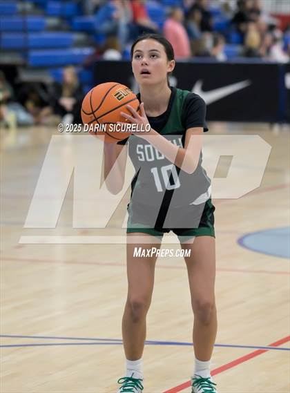 Thumbnail 1 in South vs. Casteel (Nike Tournament of Champions) photogallery.