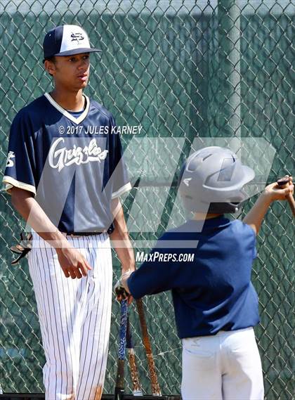 Thumbnail 3 in Spring Valley vs. Boulder City (Grizzly Invitational) photogallery.