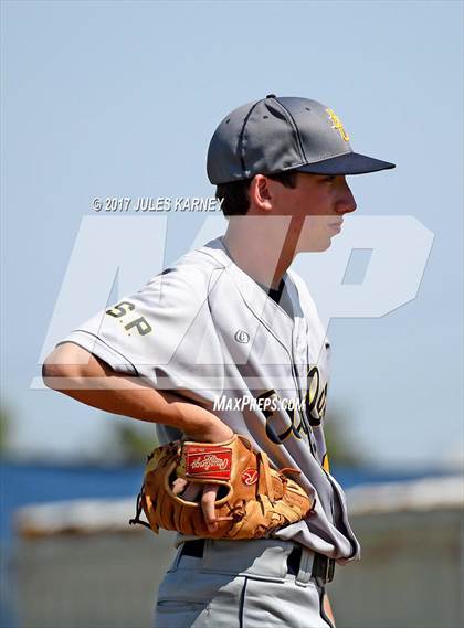 Thumbnail 2 in Spring Valley vs. Boulder City (Grizzly Invitational) photogallery.