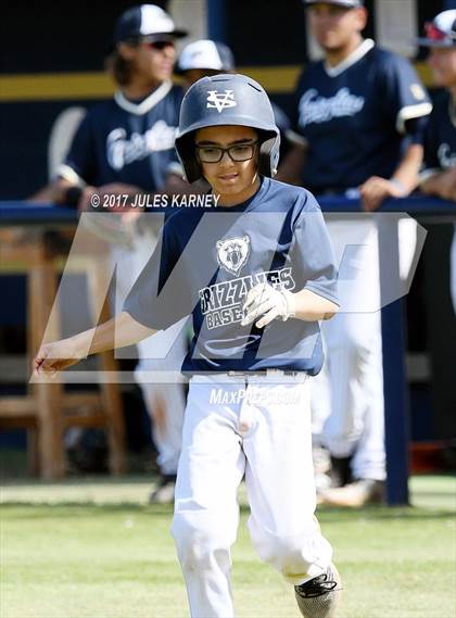 Thumbnail 3 in Spring Valley vs. Boulder City (Grizzly Invitational) photogallery.
