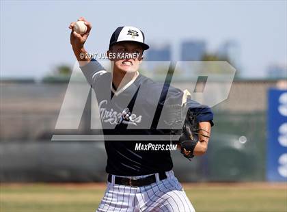 Thumbnail 2 in Spring Valley vs. Boulder City (Grizzly Invitational) photogallery.