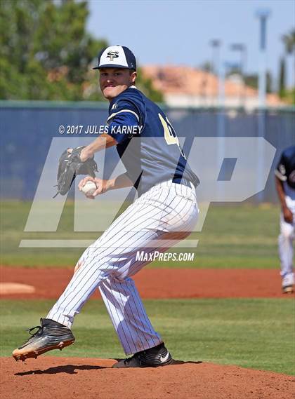 Thumbnail 2 in Spring Valley vs. Boulder City (Grizzly Invitational) photogallery.