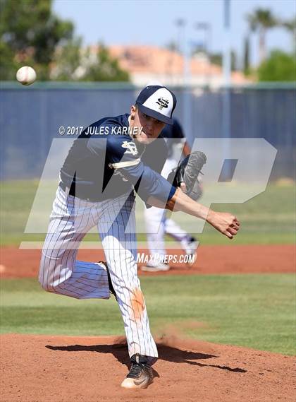 Thumbnail 1 in Spring Valley vs. Boulder City (Grizzly Invitational) photogallery.