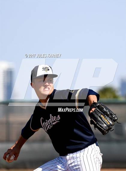 Thumbnail 3 in Spring Valley vs. Boulder City (Grizzly Invitational) photogallery.