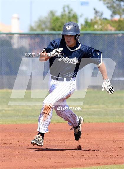 Thumbnail 1 in Spring Valley vs. Boulder City (Grizzly Invitational) photogallery.