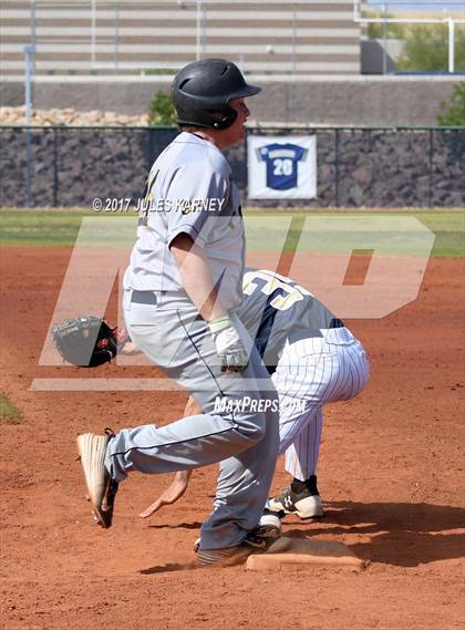 Thumbnail 2 in Spring Valley vs. Boulder City (Grizzly Invitational) photogallery.