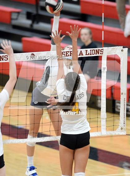 Thumbnail 3 in Capistrano Valley @ JSerra Catholic photogallery.