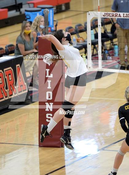 Thumbnail 3 in Capistrano Valley @ JSerra Catholic photogallery.