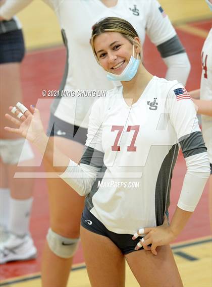 Thumbnail 1 in Capistrano Valley @ JSerra Catholic photogallery.