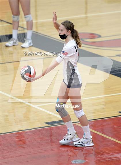 Thumbnail 2 in Capistrano Valley @ JSerra Catholic photogallery.