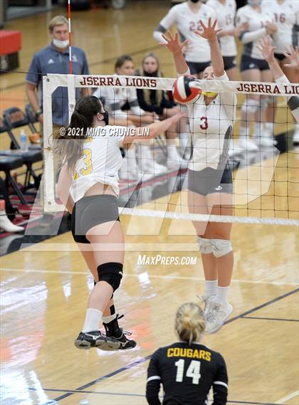 Thumbnail 3 in Capistrano Valley @ JSerra Catholic photogallery.