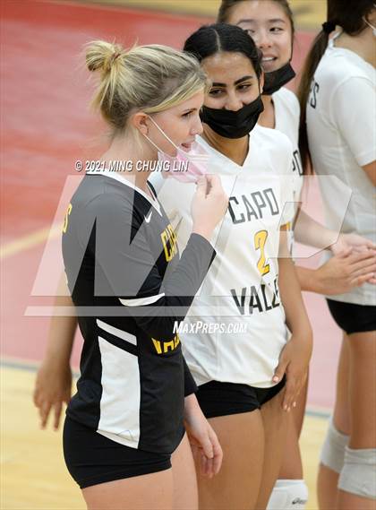 Thumbnail 3 in Capistrano Valley @ JSerra Catholic photogallery.