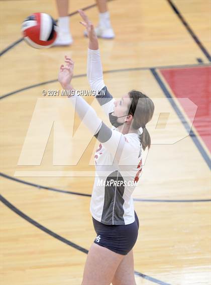 Thumbnail 3 in Capistrano Valley @ JSerra Catholic photogallery.