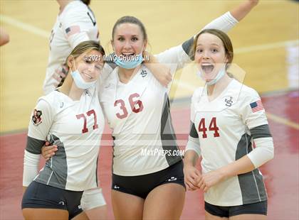 Thumbnail 3 in Capistrano Valley @ JSerra Catholic photogallery.