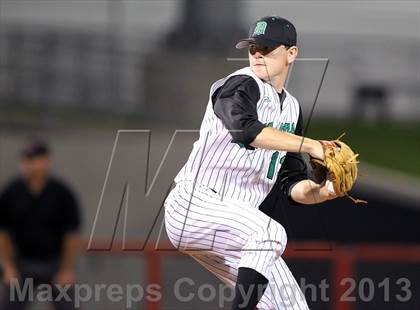 Thumbnail 2 in Carroll vs. Martin (UIL 5A Region 1 Finals) photogallery.