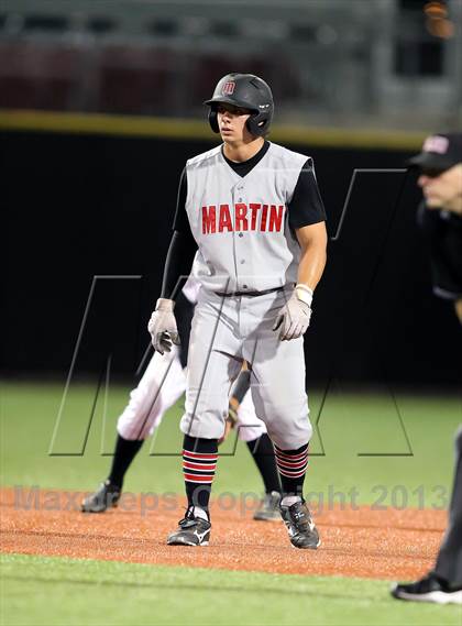 Thumbnail 3 in Carroll vs. Martin (UIL 5A Region 1 Finals) photogallery.