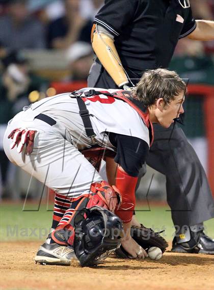 Thumbnail 2 in Carroll vs. Martin (UIL 5A Region 1 Finals) photogallery.