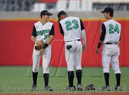 Thumbnail 3 in Carroll vs. Martin (UIL 5A Region 1 Finals) photogallery.