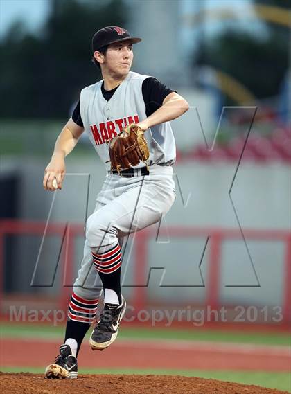 Thumbnail 2 in Carroll vs. Martin (UIL 5A Region 1 Finals) photogallery.